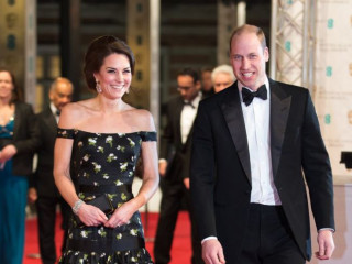 Kate Middleton at BAFTA ceremony in a beautiful dress