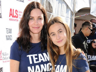 One Special Request From Courteney Cox To Her Daughter For Mother's Day
