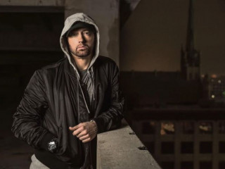 Eminem introduced the new album 'Kamikaze'