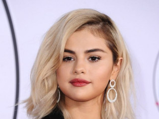 Selena Gomez is not talking to friends after Justin Bieber's wedding
