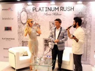Paris Hilton boasted great forms in a transparent dress
