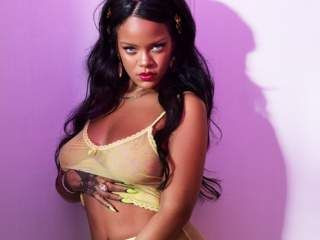 Rihanna posts a 'hot' photo in lingerie
