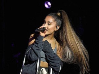 Ariana Grande has canceled a fan meeting due to psychological problems