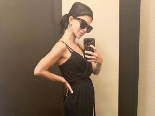 Alec Baldwin's wife underwent surgery after losing her baby