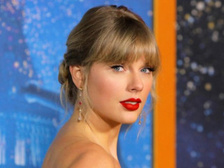 Taylor Swift becomes husband in new video (Video)