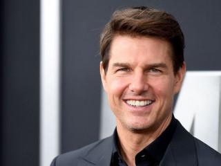 Tom Cruise told off crew members
