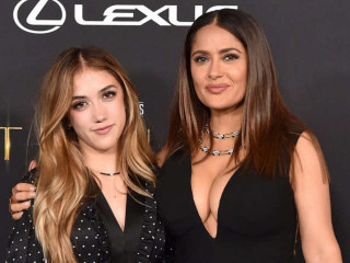 Salma Hayek and her daughter came to the movie premiere 
