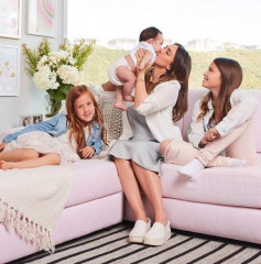 Jessica Alba was pleased with the pictures of her children