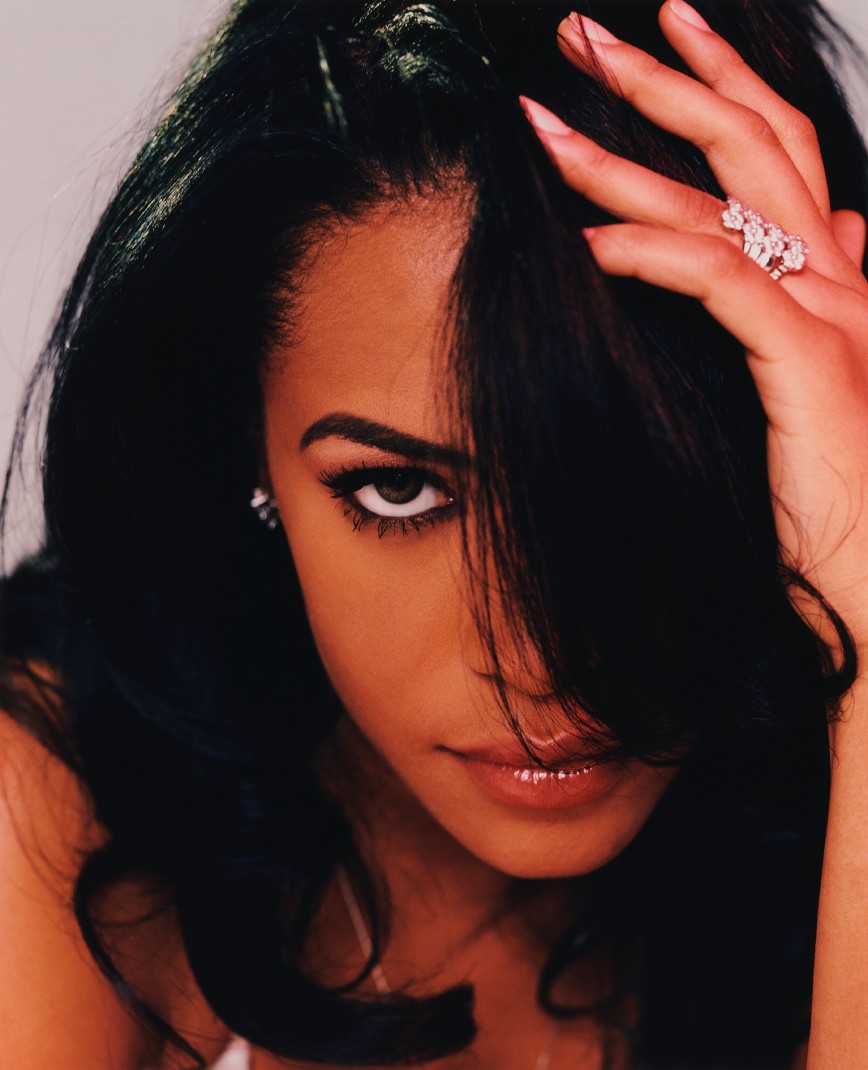 Aaliyah photo #24433