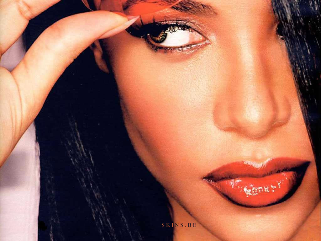 Aaliyah photo #75375