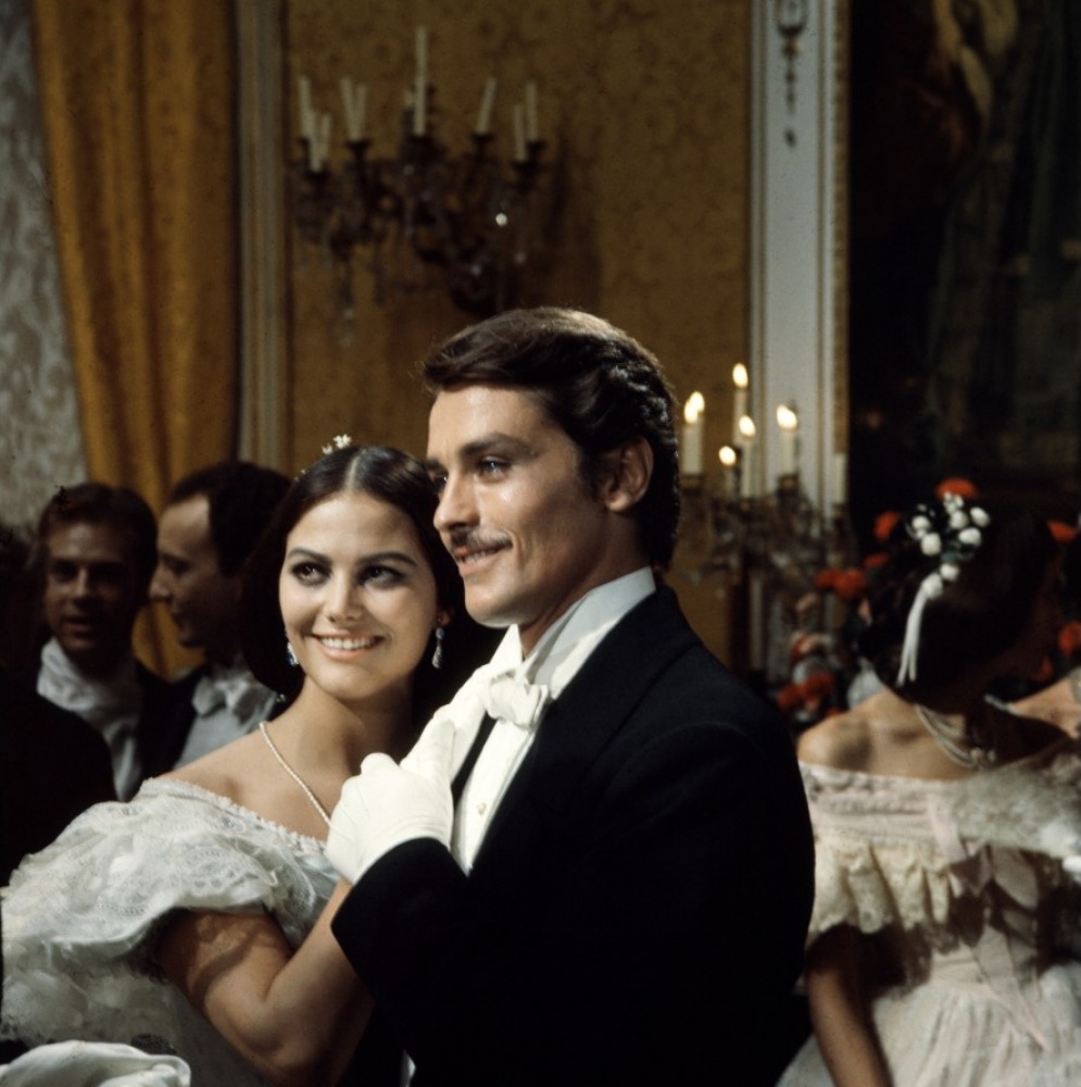 Alain Delon photo #277966