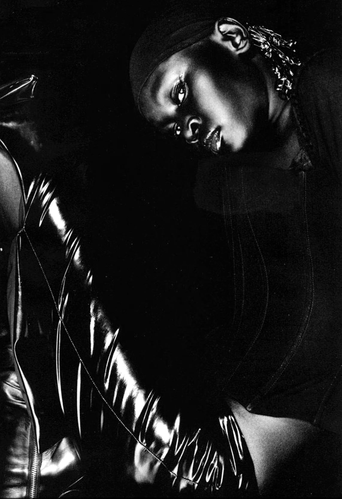 Alek Wek photo #6574