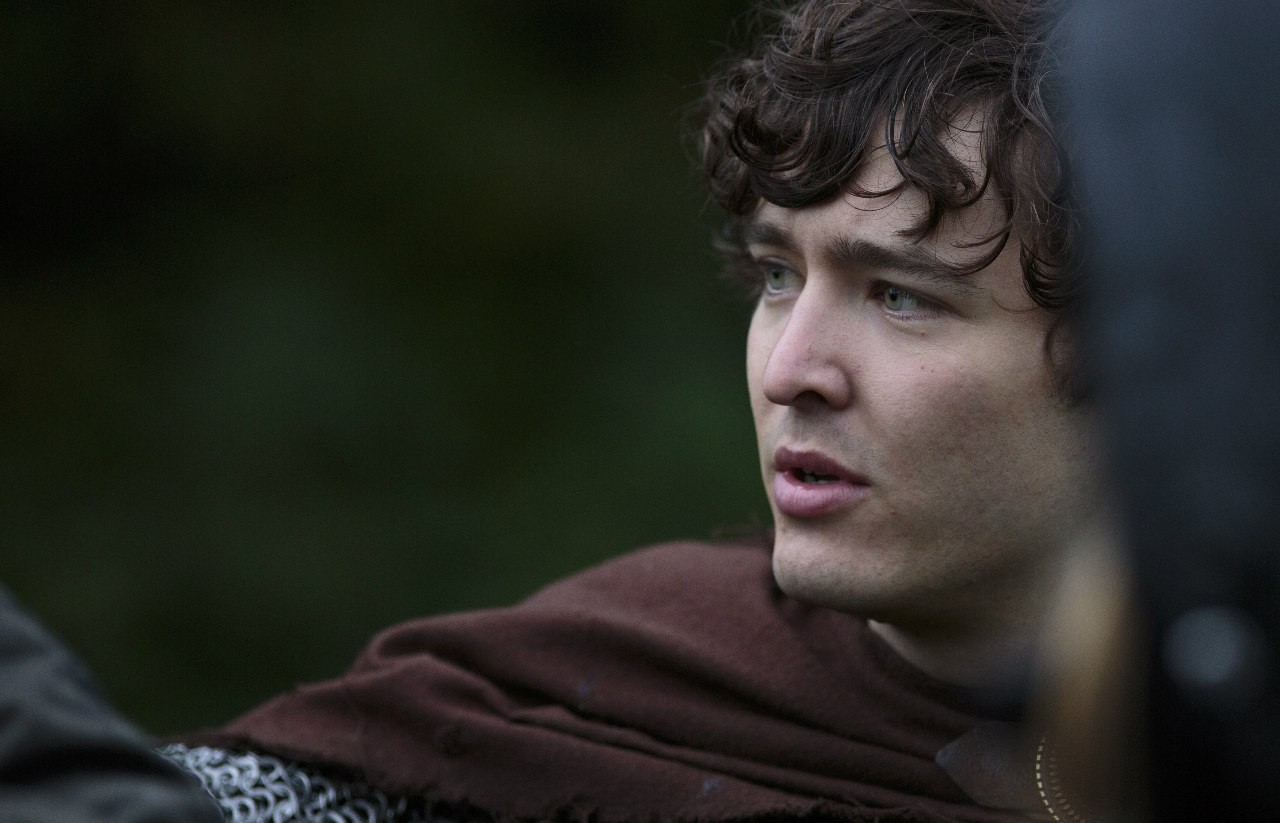 Alexander Vlahos photo #525107