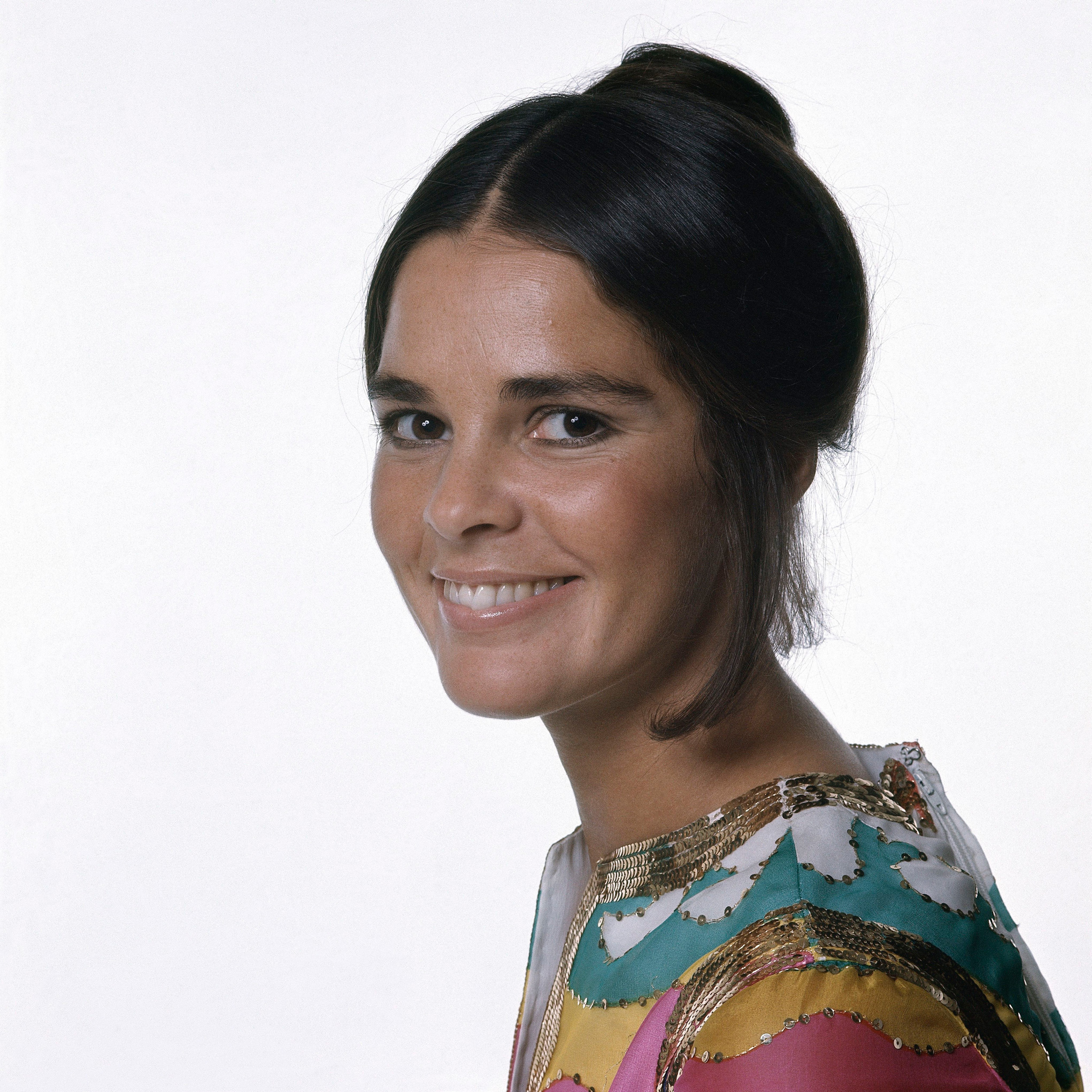 Ali MacGraw photo #283931