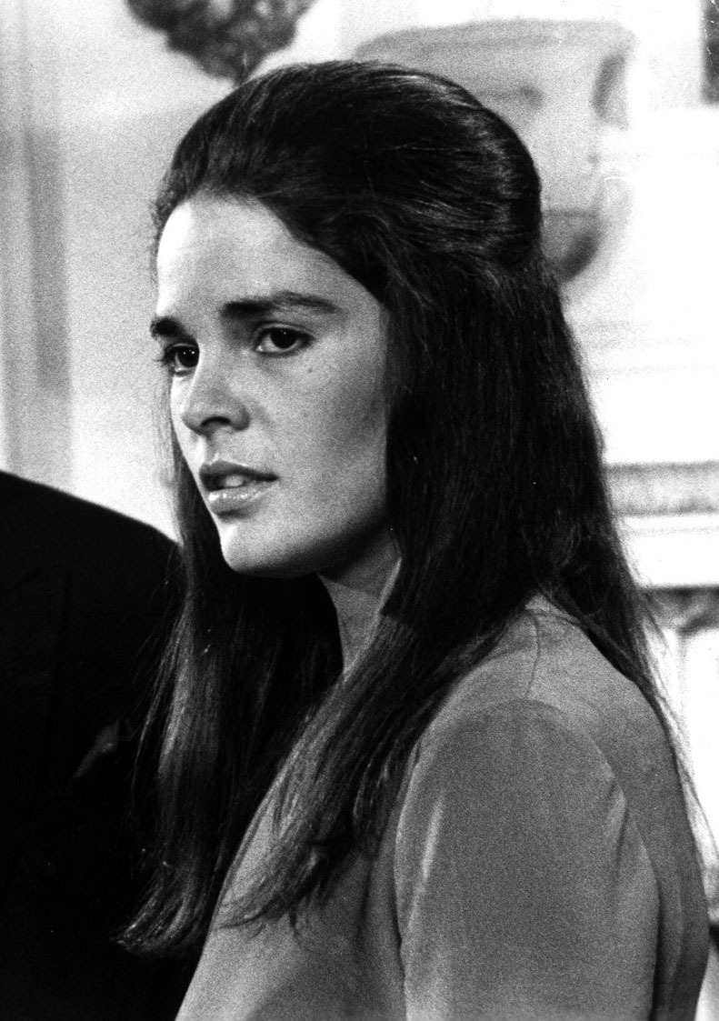 Ali MacGraw photo #286370