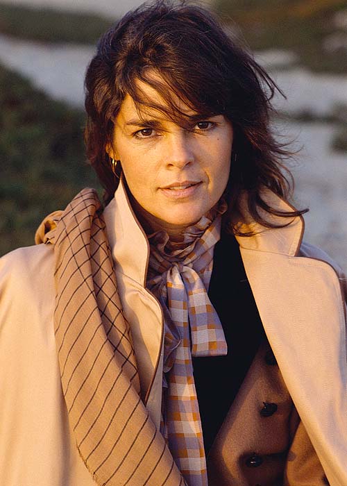 Ali MacGraw photo #42625