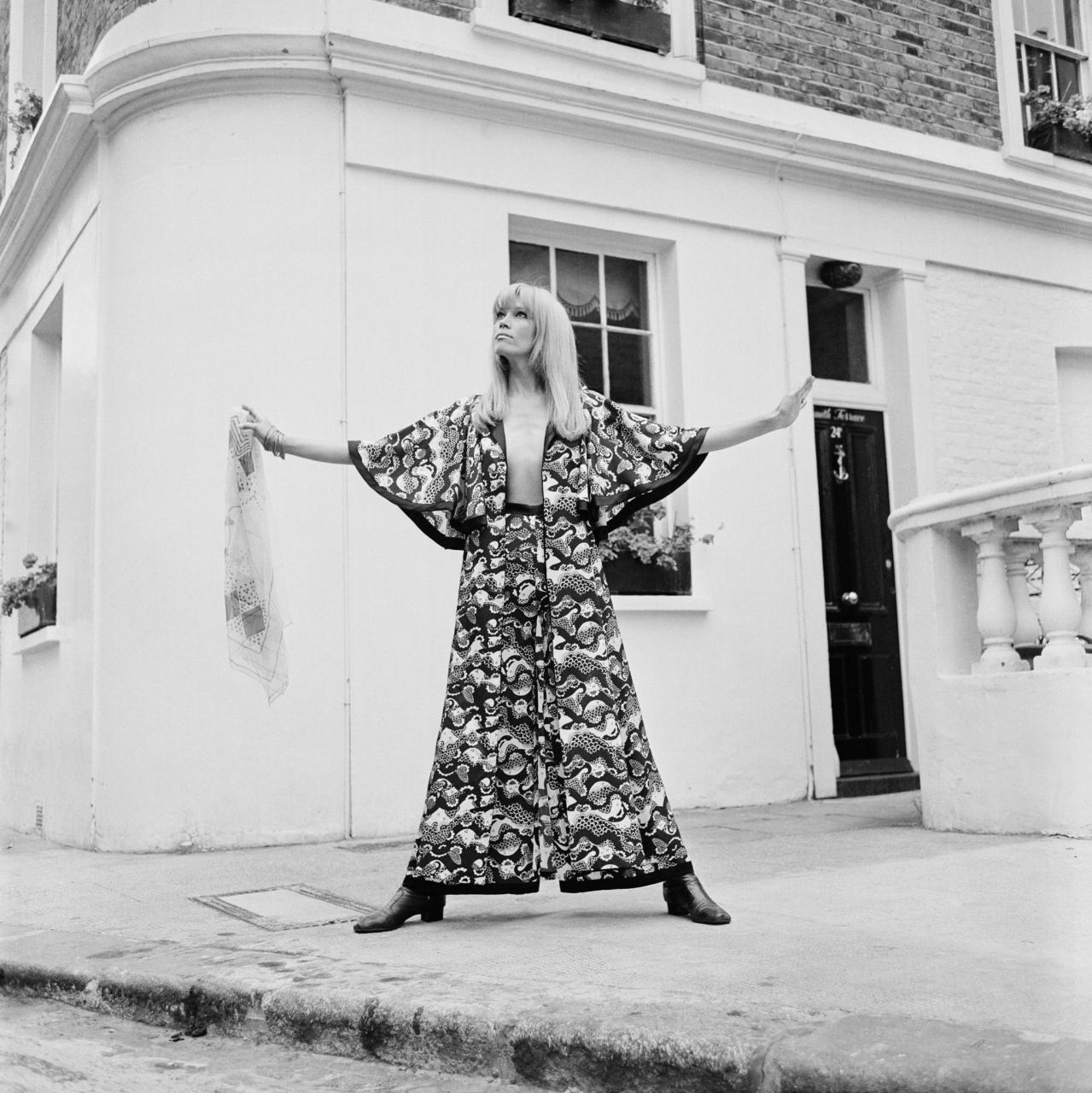 Amanda Lear photo #1048214