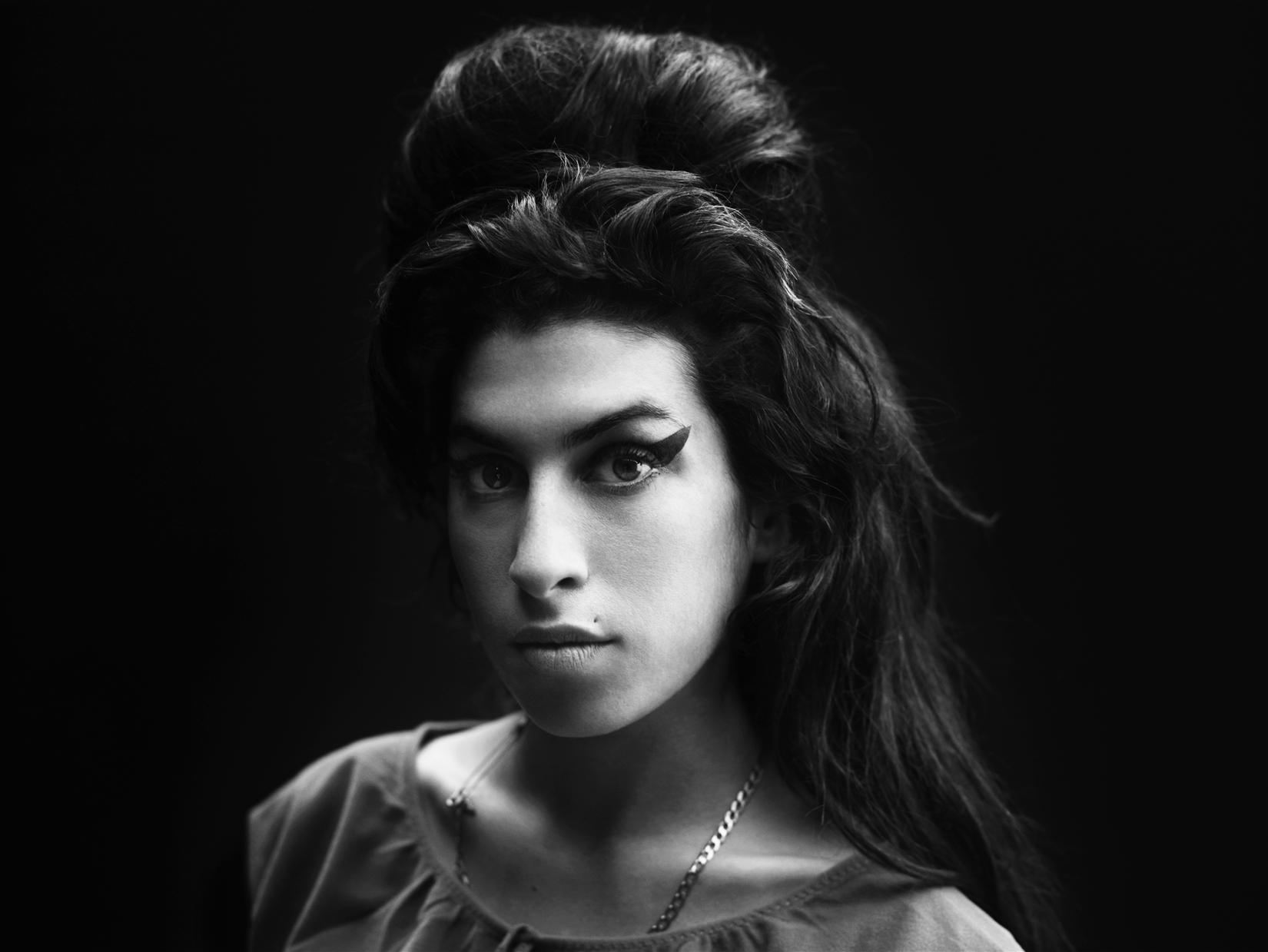 Amy Winehouse photo #306165