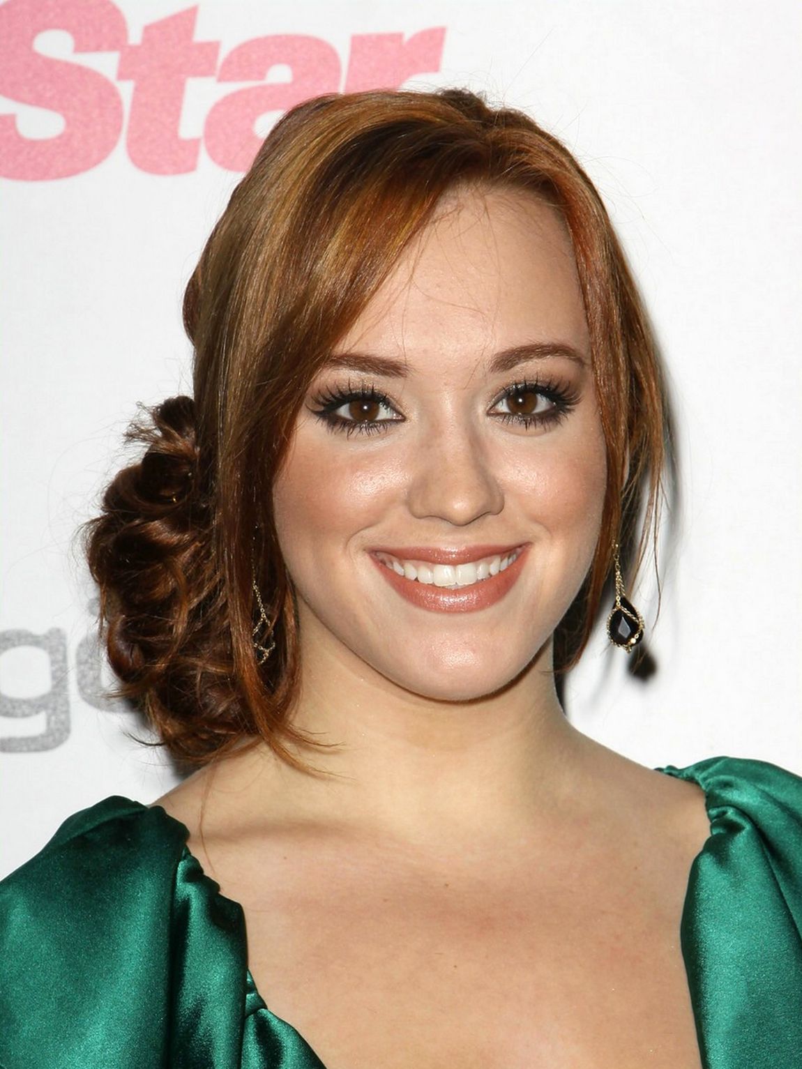 Andrea Bowen photo #159697