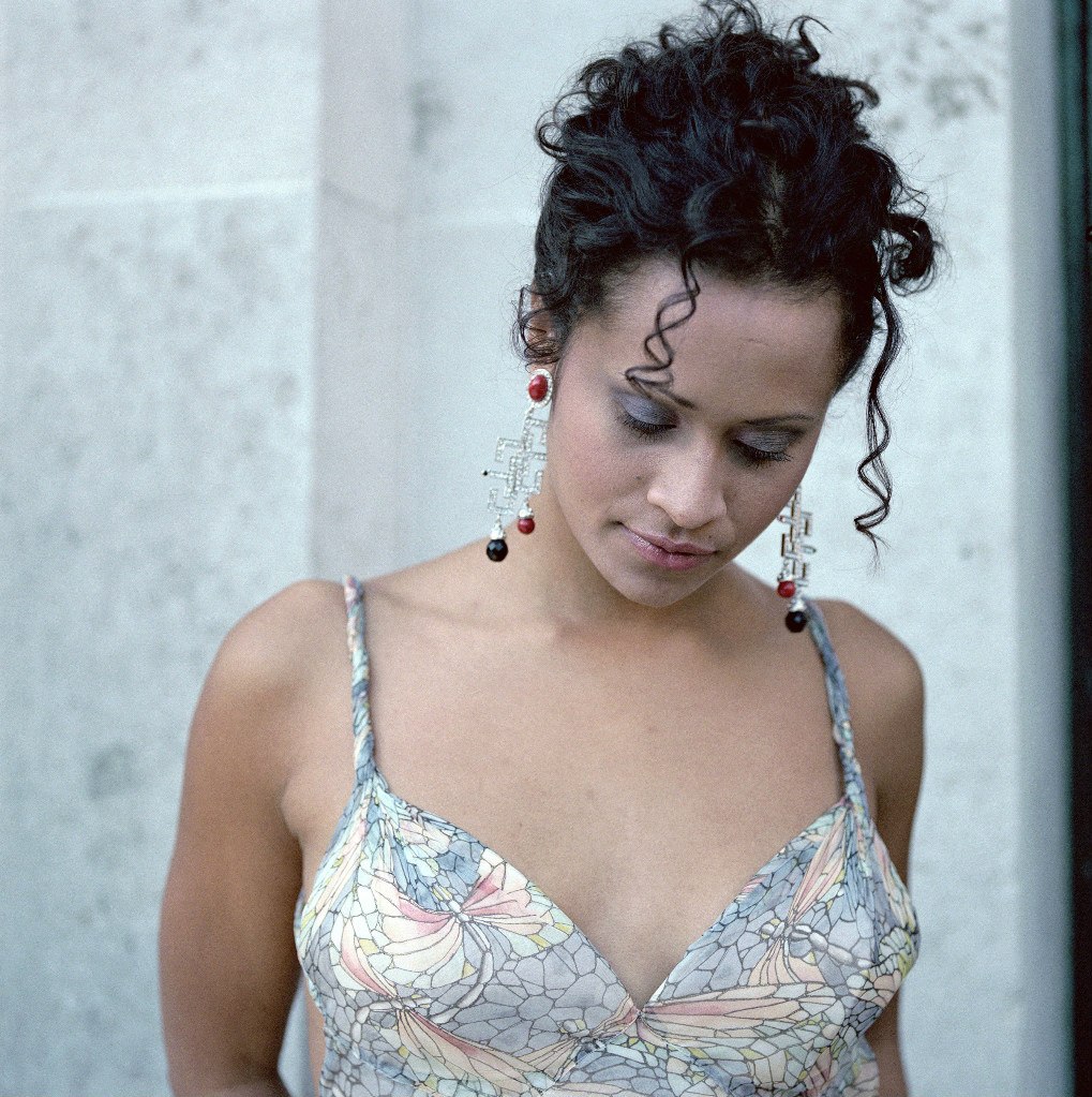 Angel Coulby photo #487184