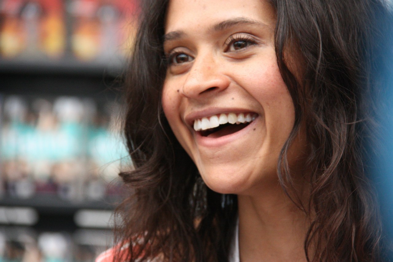 Angel Coulby photo #534304