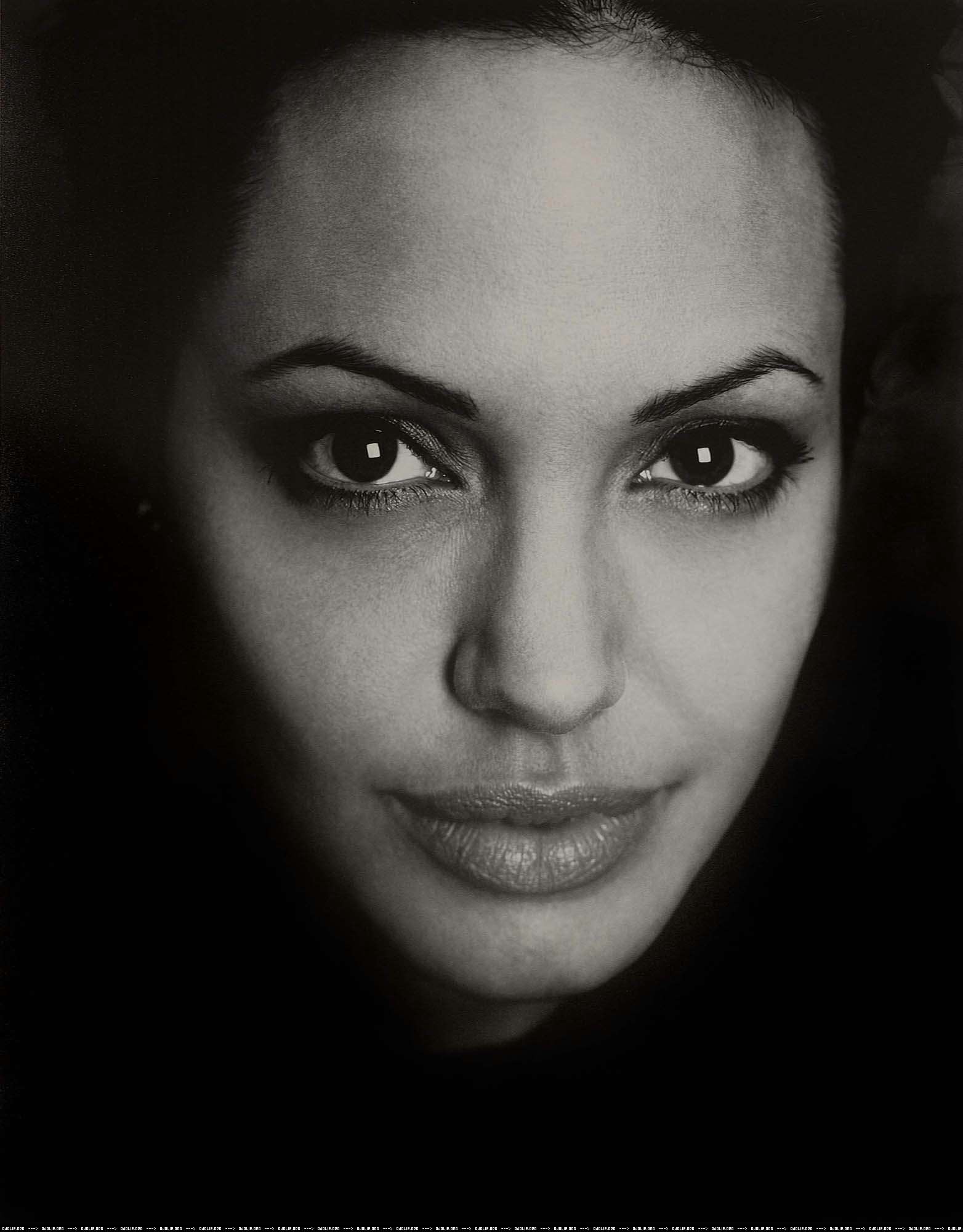 Angelina Jolie photo #28838