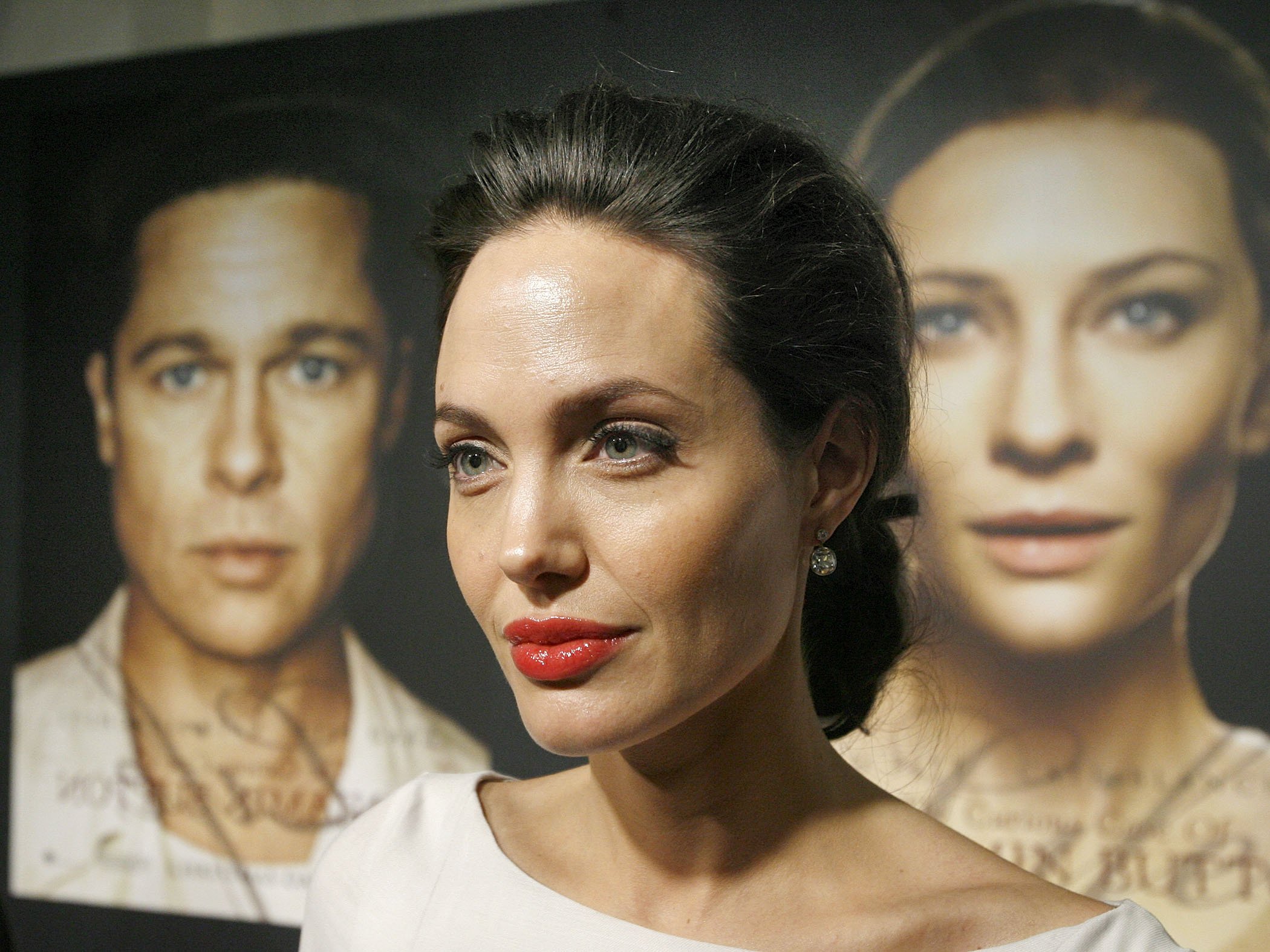 Angelina Jolie photo #77176