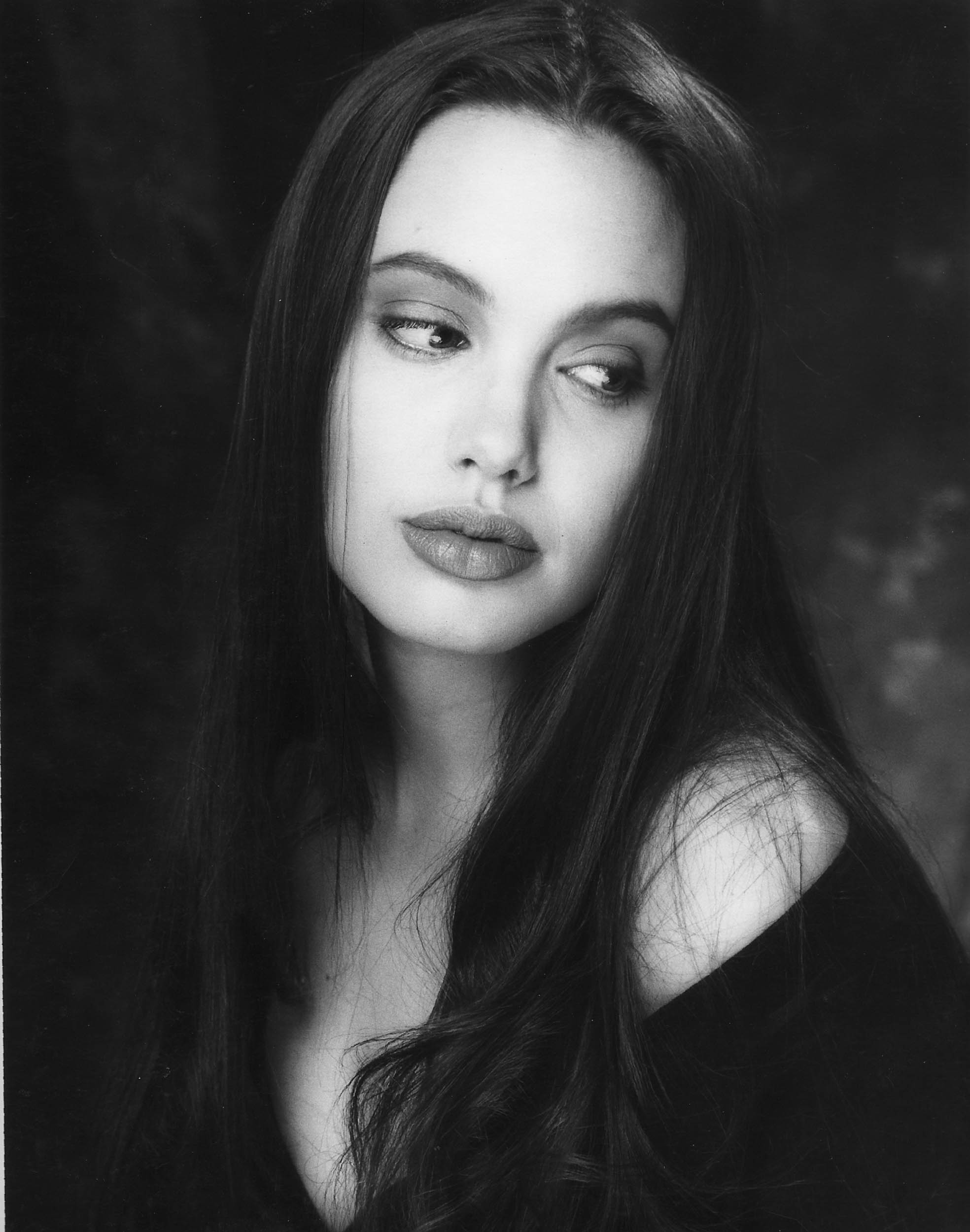 Angelina Jolie photo #77404