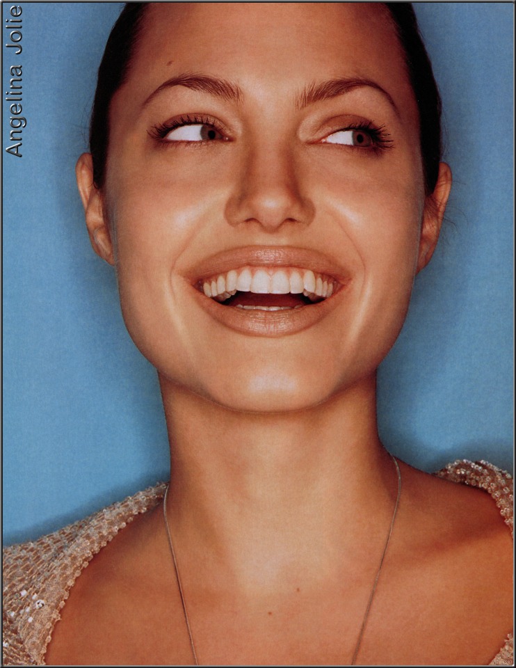 Angelina Jolie photo #15