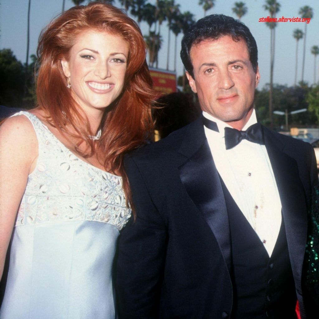 Angie Everhart photo #982119