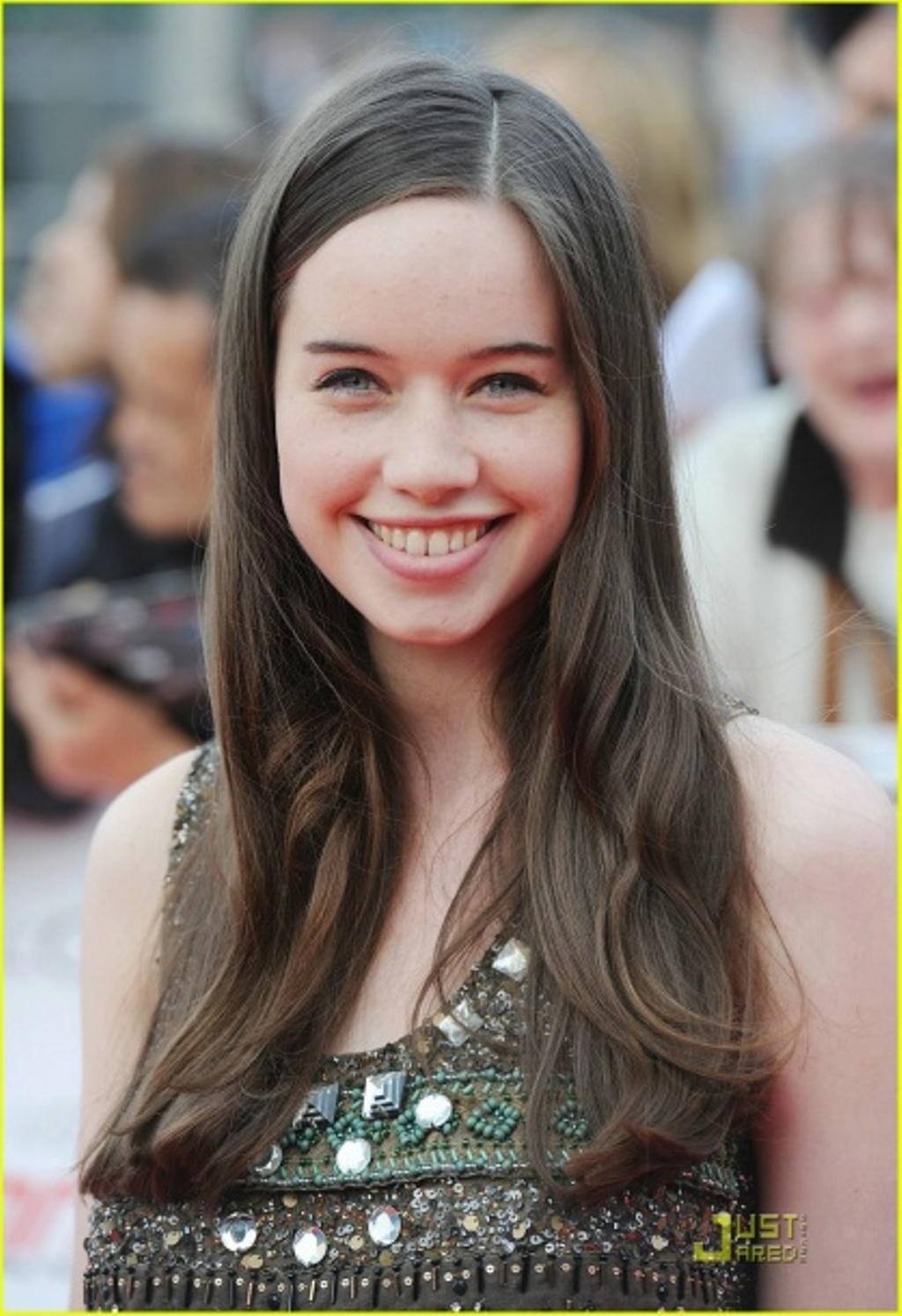 Anna Popplewell photo #352613