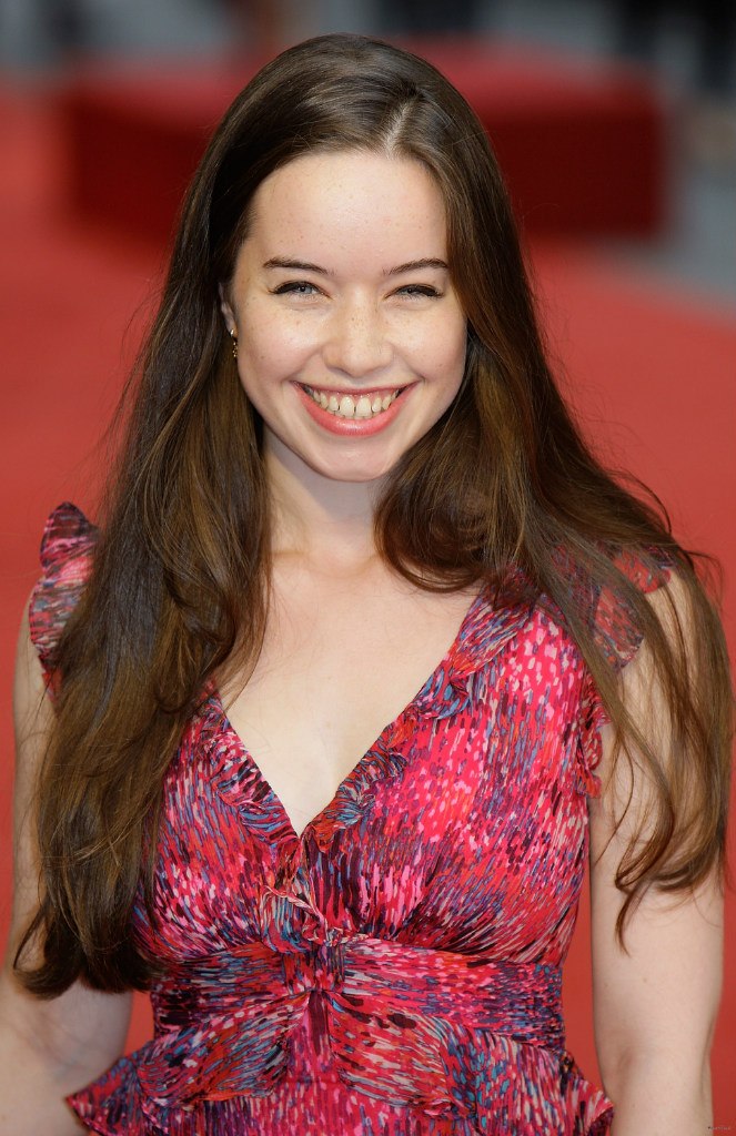 Anna Popplewell photo #483599