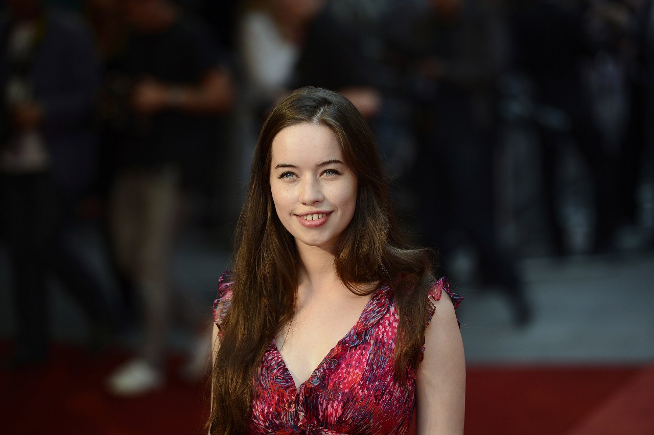 Anna Popplewell photo #483602