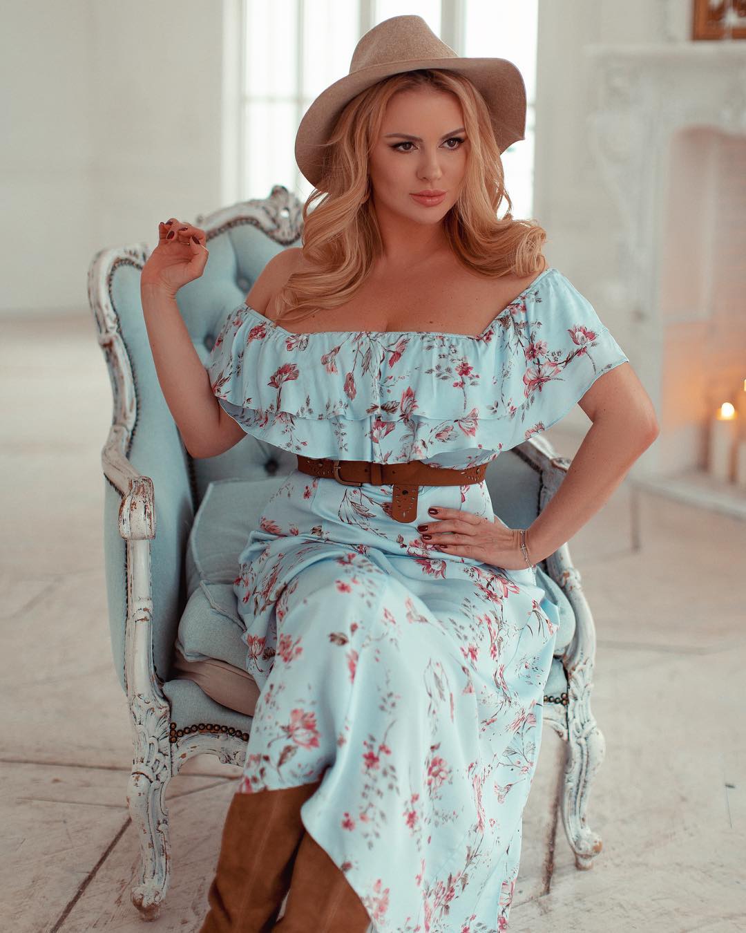 Anna Semenovich photo #924762