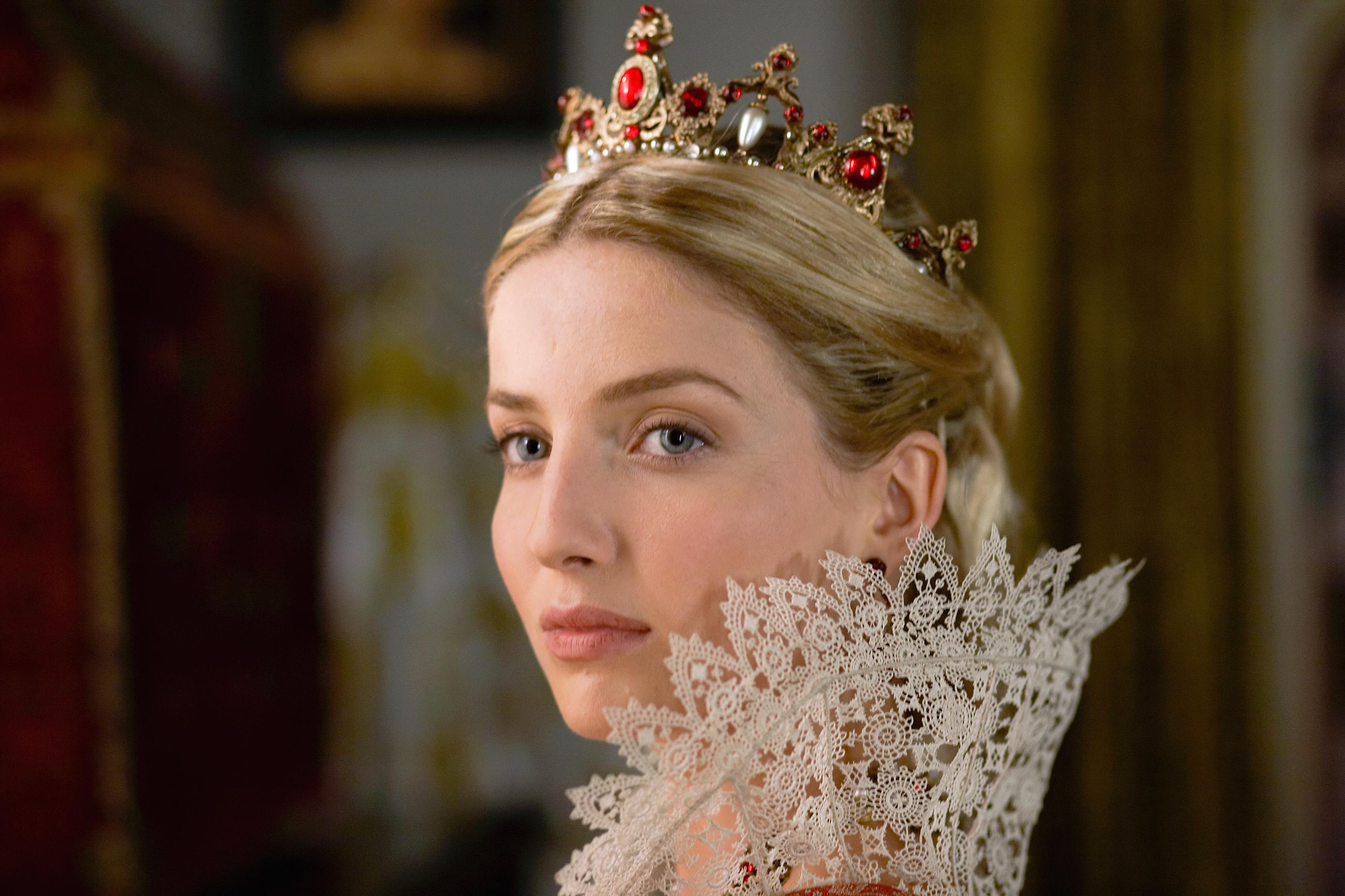 Annabelle Wallis photo #504642