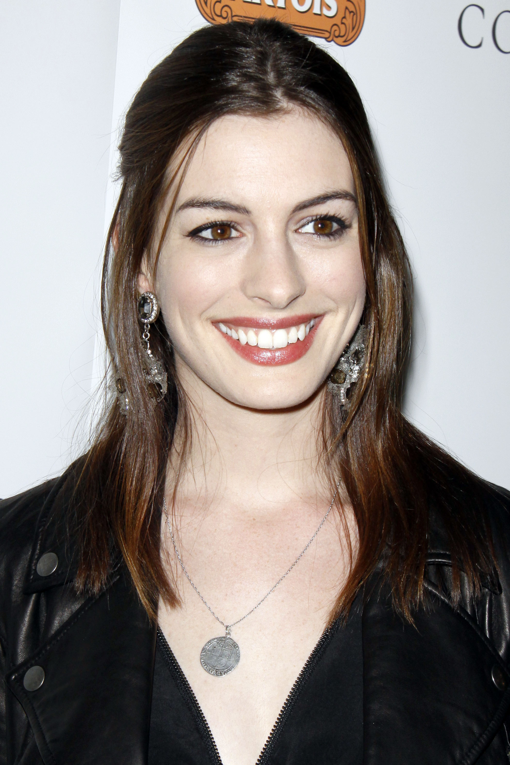 Anne Hathaway photo #190090