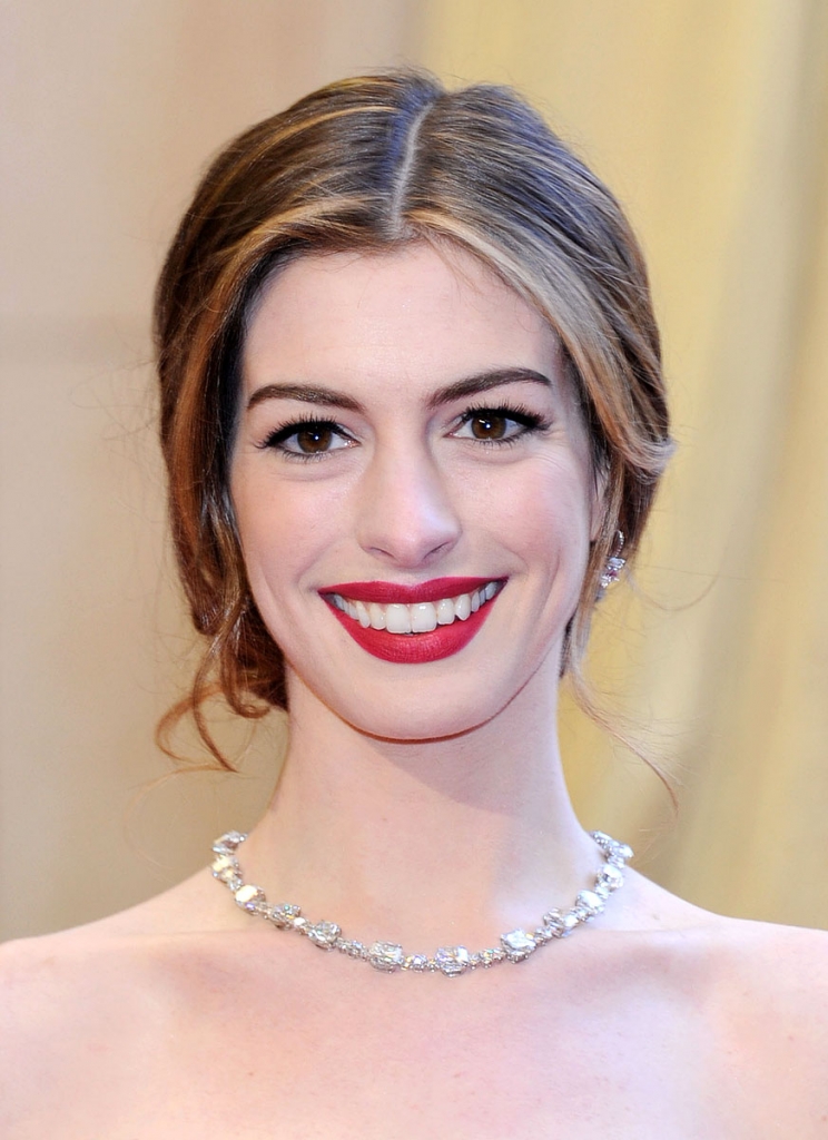 Anne Hathaway photo #270420