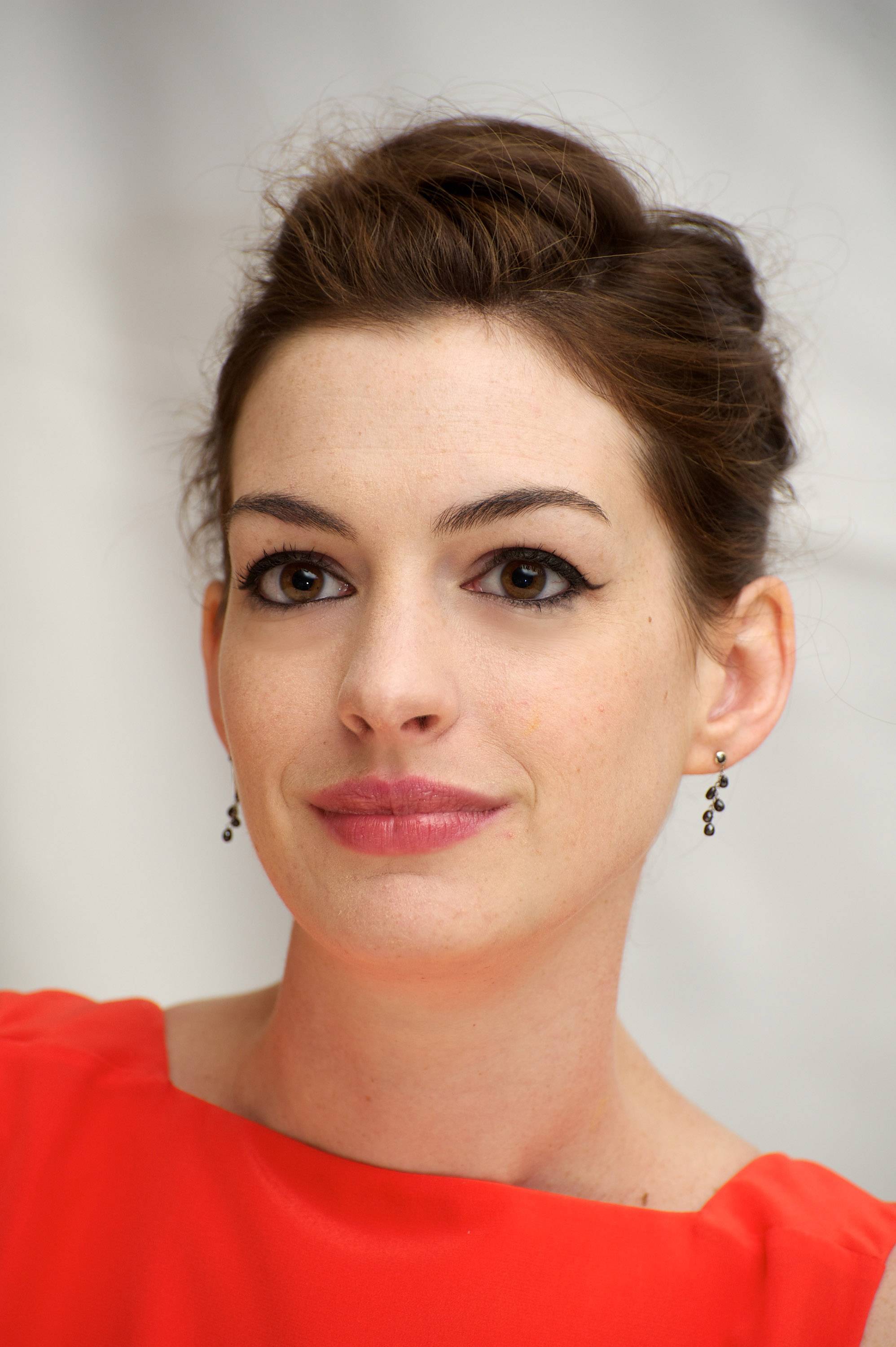 Anne Hathaway photo #307466