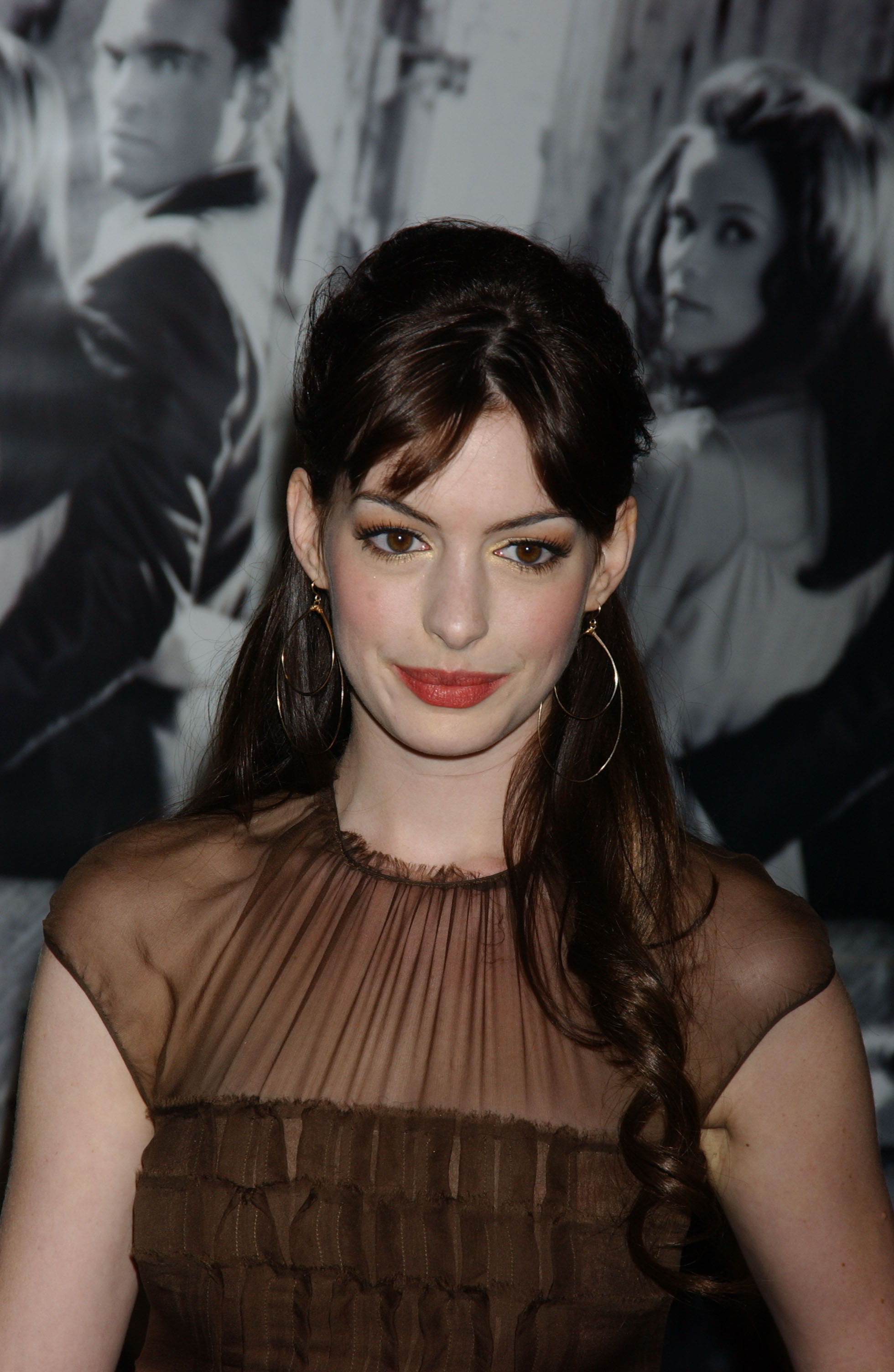 Anne Hathaway photo #42536