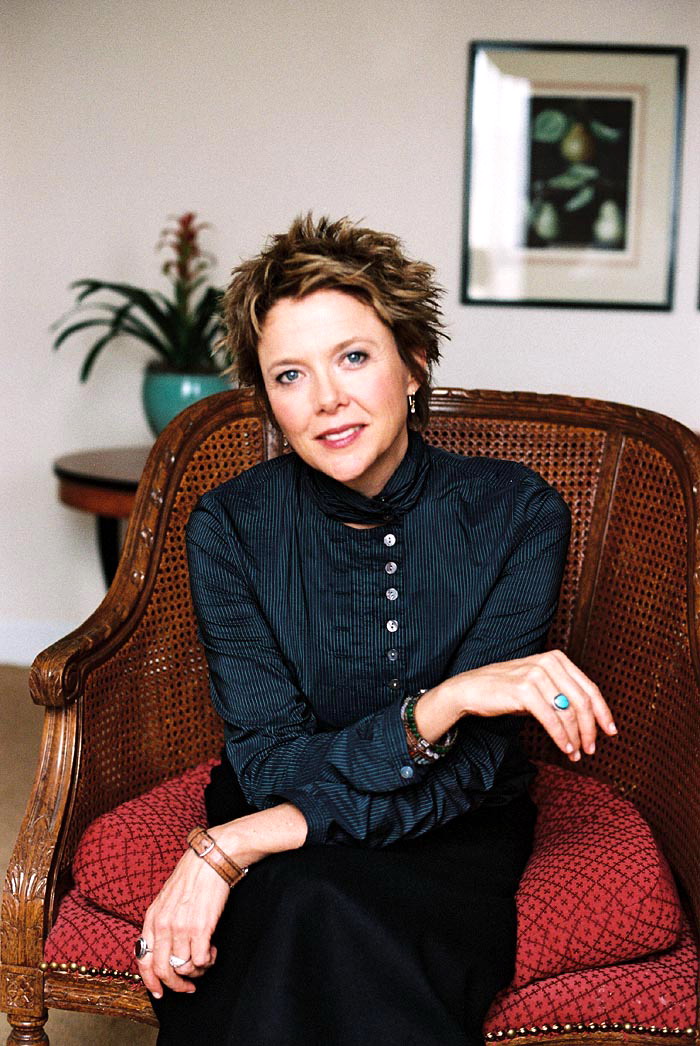 Annette Bening photo #240285