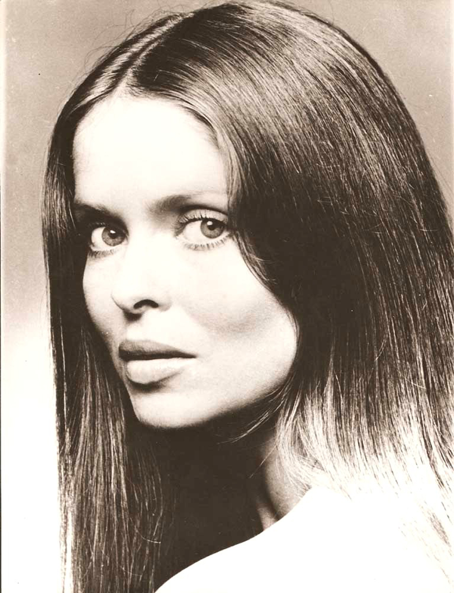 Barbara Bach photo #284440