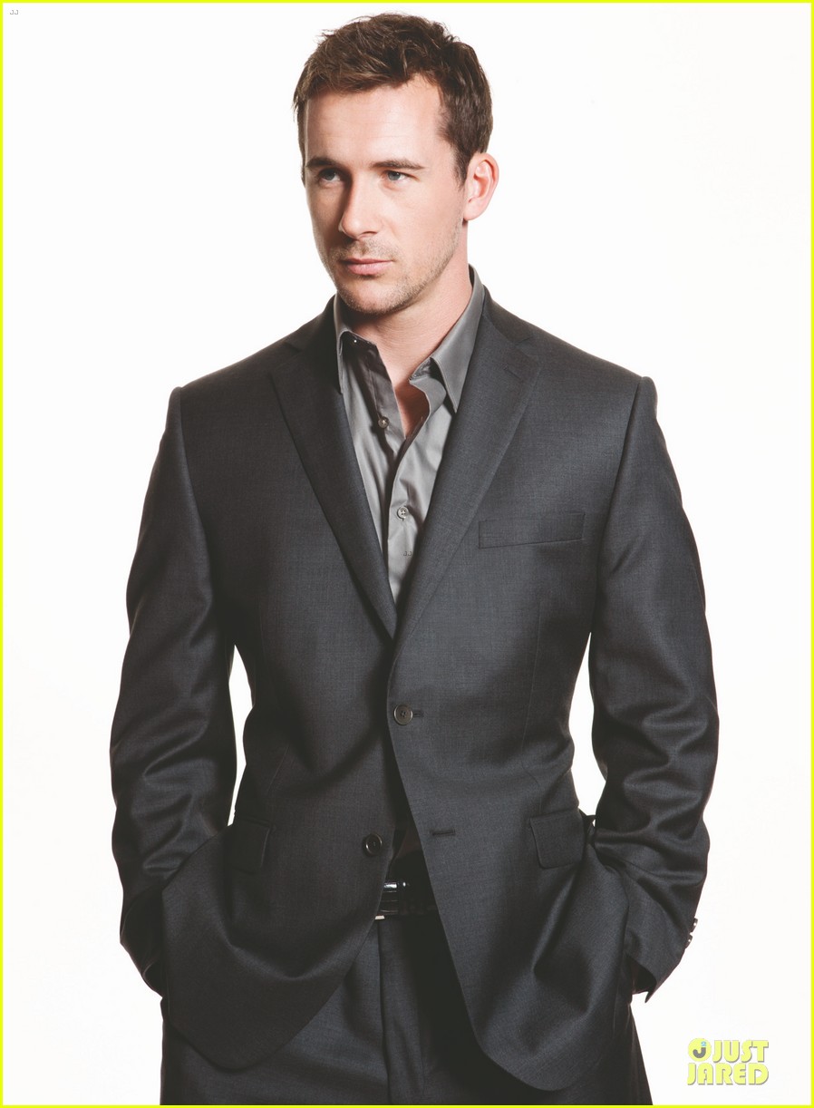 Barry Sloane photo #717200