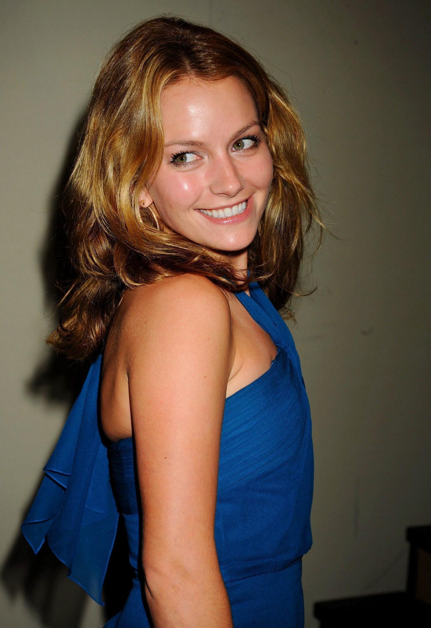 Becki Newton photo #157196