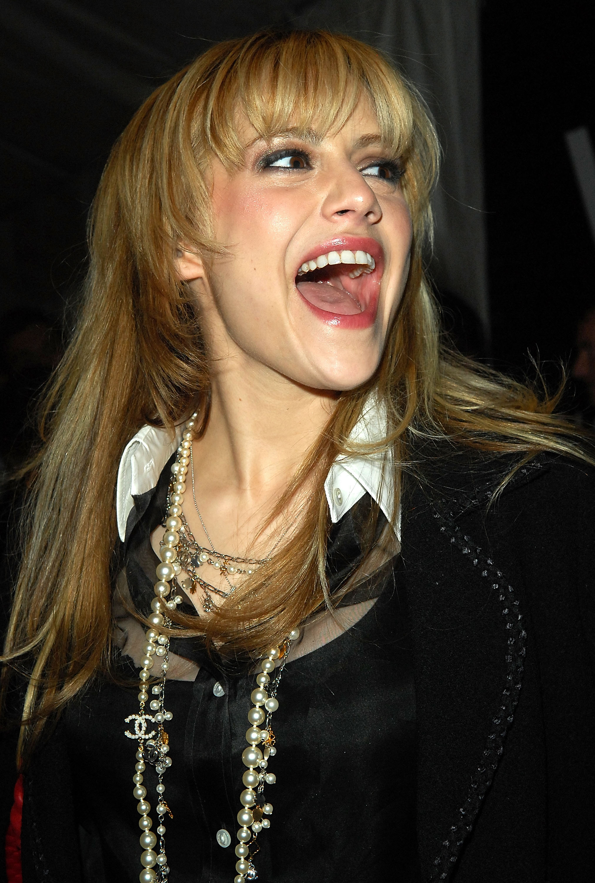 Brittany Murphy:  Intimate Portraits - y1sdzsg