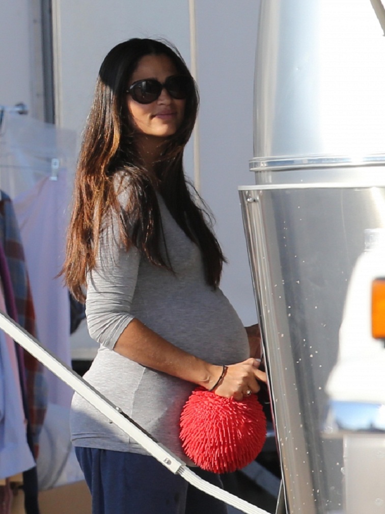 Camila Alves photo #455103