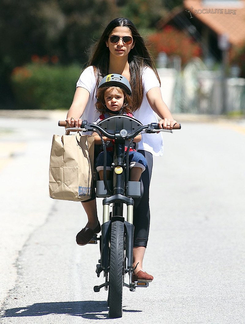 Camila Alves photo #195035