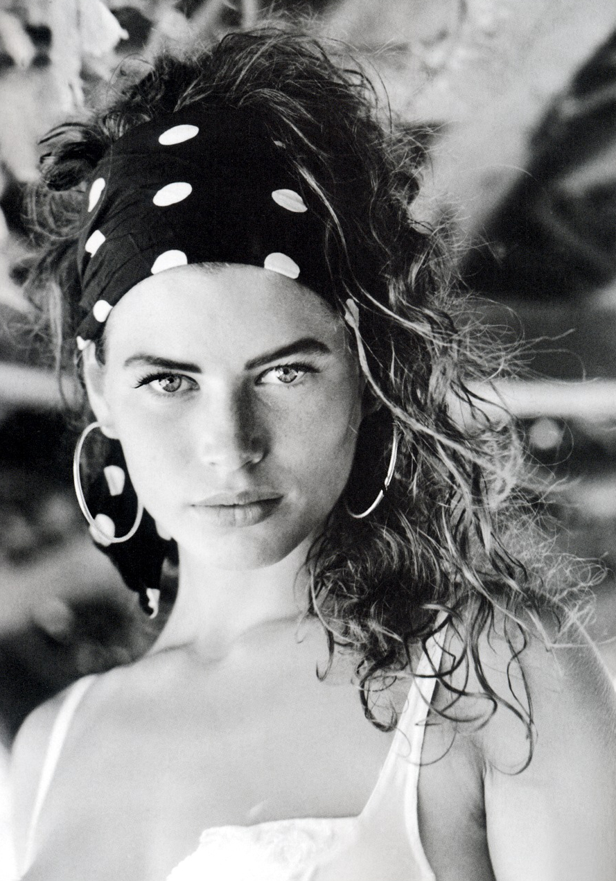 Carre Otis photo #302243