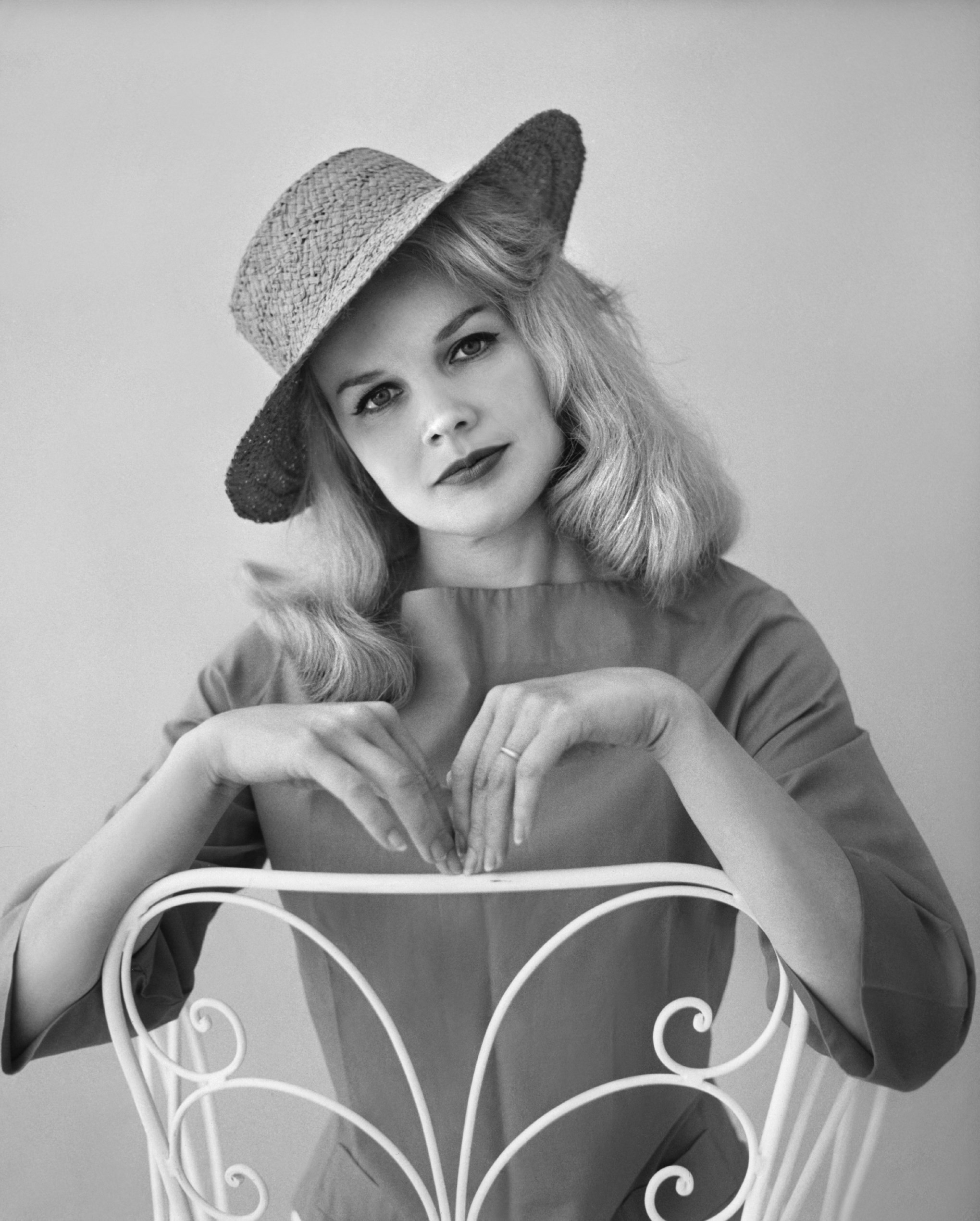 Carroll Baker photo #328093