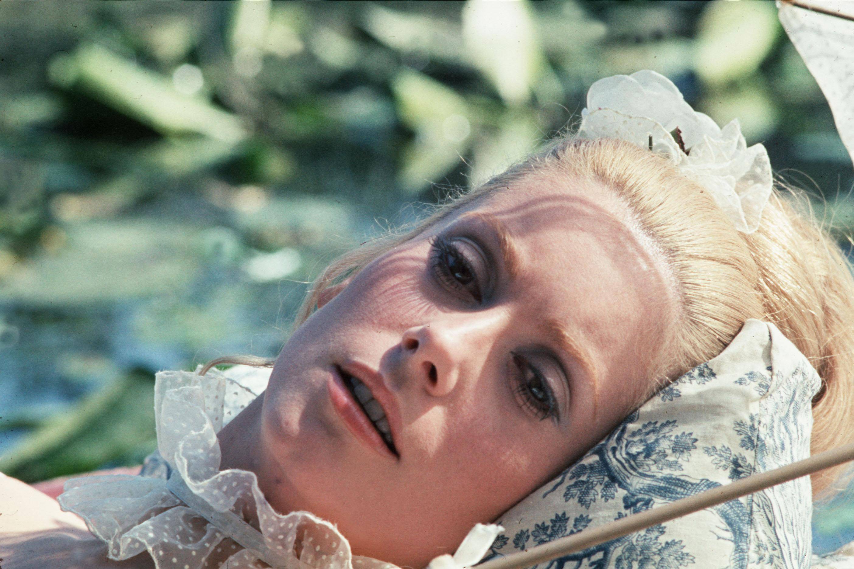 Catherine Deneuve photo #197709