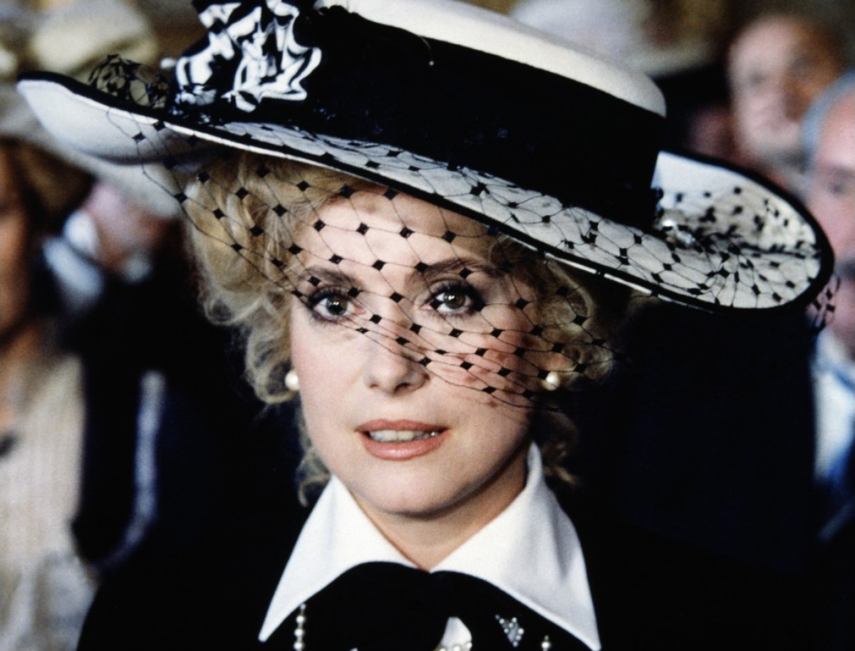 Catherine Deneuve photo #382999